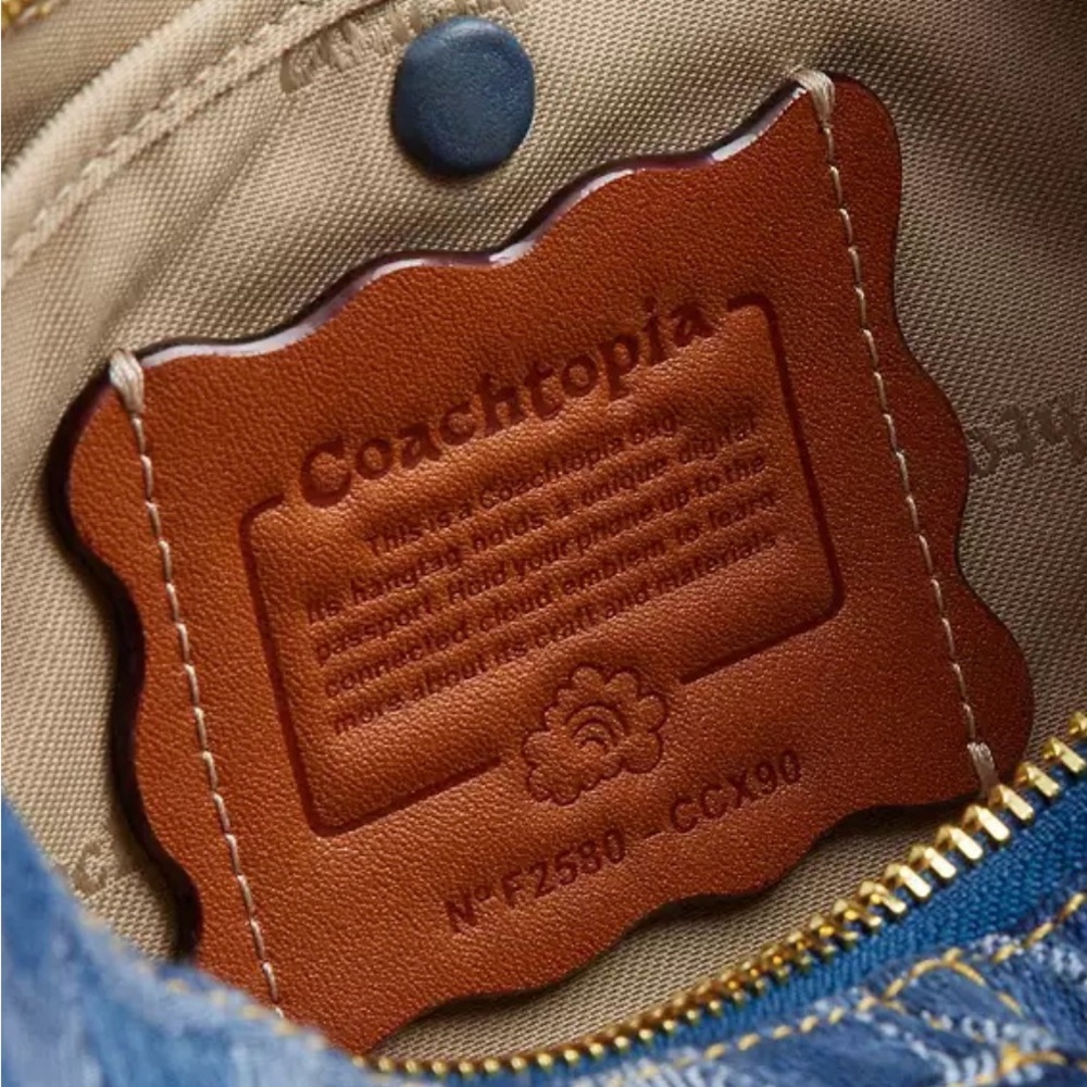 Coachtopia Cargo Shoulder Bag In Upcrafted Signature Denim - Picture 5 of 7